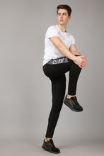 KA 53  Running Trackpant | Black