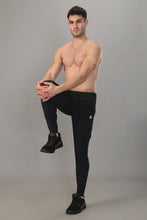 KA53 Cargo Joggers Midline Zip Trackpant | Black