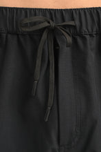 KA53 Travel Cargos 1.0 Black