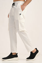 KA53 Travel Cargos 1.0 White