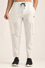 KA53 Travel Cargos 1.0 White