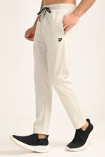 KA53 All Day Trackpant  Summit White