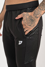 KA53 Aerodot 1.0 Dri-FIT Trackpant Black