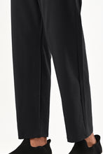 KA53 Nylon Relaxed Fit Trackpant Black
