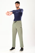 KA53 Nylon Relaxed Fit Trackpant Sage Green