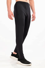 KA 53 Bottom Stripe Dri-FIT Trackpant | Black