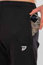 KA 53 Bottom Stripe Dri-FIT Trackpant | Black