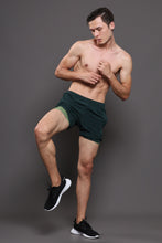 KA53 RUNNING 2-IN-1 SHORTS | Elegant Green