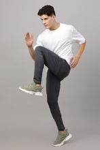 KA 53 Front Reflector Line Trackpant | Dark Grey