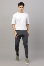 KA 53 Front Reflector Line Trackpant | Dark Grey