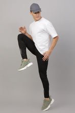 KA 53 Front Reflector Line Trackpant | Black